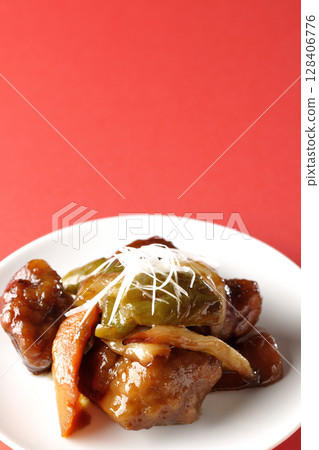 Black vinegar sweet and sour pork 128406776