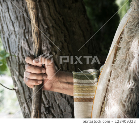 Man's hand with old cane Man's hand with old cane 128409328