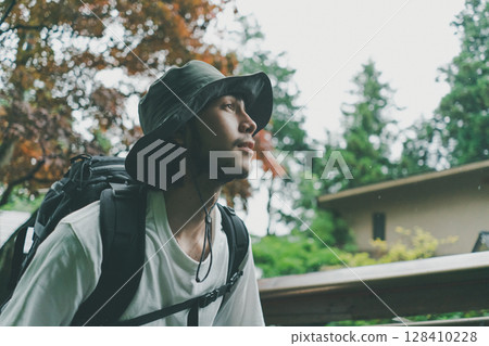 白人 外國人 男人 128410228