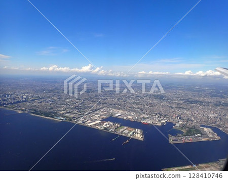 從空中俯瞰東京 從空中俯瞰東京 128410746