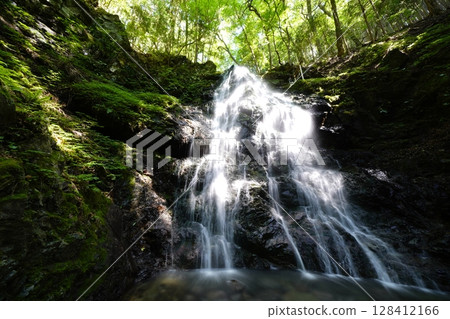 Landscape with a waterfall: Fudo Falls, Mitsue Village, Nara Prefecture Landscape with a waterfall: Fudo Falls, Mitsue Village, Nara Prefecture 128412166