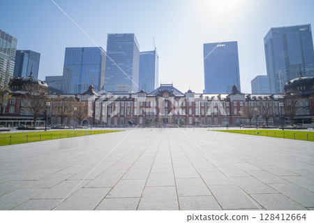 東京千代田區丸之內風景 128412664