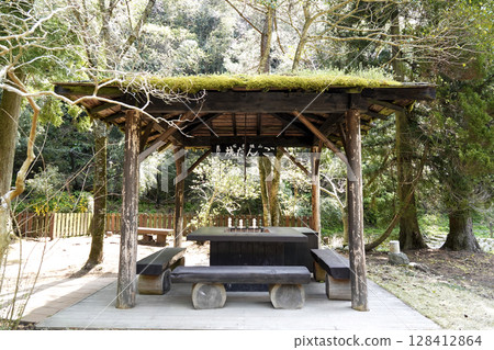 A dango shop gazebo in the Iwami Ginzan town district A dango shop gazebo in the Iwami Ginzan town district 128412864