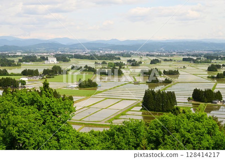 A view of Igune from Enmanji Kannonyama 128414217