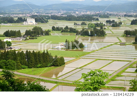 A view of Igune from Enmanji Kannonyama 128414229