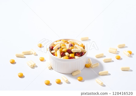 大量膠囊和片劑補充劑 大量膠囊和片劑補充劑 128416520