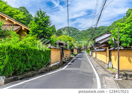 [World Heritage Site Iwami Ginzan Silver Mine Site and its Cultural Landscape] [Important Preservation] Omori Ginzan Silver Mine: Road to the Silver Mine Area 1, Oda City, Shimane Prefecture 128417021