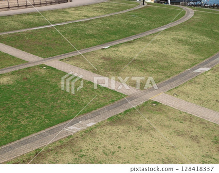 公園與草坪 公園與草坪 128418337