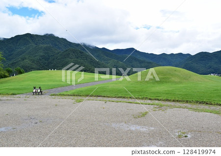 Yagizaki Park and mountain scenery Yagizaki Park and mountain scenery 128419974