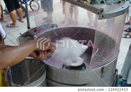 Marshmallow 128422433