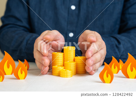 Protecting savings from crisis and inflation. Personal finance planning, diversification. Protect savings during inflation or economic downturns. Protecting savings from crisis and inflation. Personal finance planning, diversification. Protect savings during inflation or economic downturns. 128422492