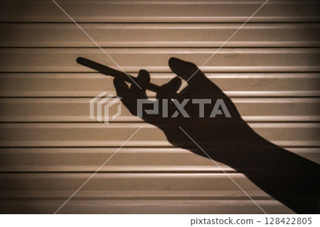 犯罪和危險圖像 128422805