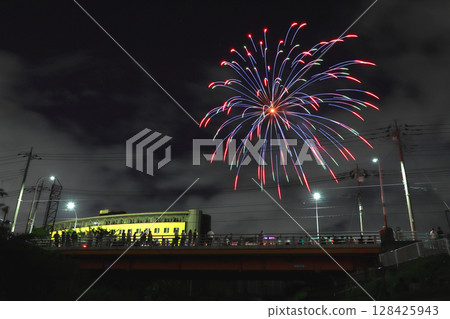 Tatara Festival Fireworks Display: 2024 (Kawaguchi City, Saitama Prefecture) Tatara Festival Fireworks Display: 2024 (Kawaguchi City, Saitama Prefecture) 128425943