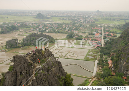 landscape in Ninh Binh. 128427625