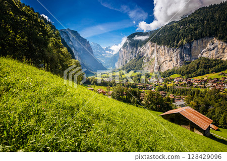 Great view of alpine village. Location place Swiss alps, Lauterbrunnen valley, Europe. Beauty world 128429096
