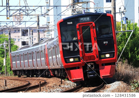 [JR Kyushu] 813 Series 600-series Limited Express (Kagoshima Main Line: Orio - Jinbara) 128431586