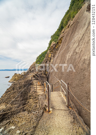 Scenery of Onigajo Castle in Kumano City, Mie Prefecture 128432151
