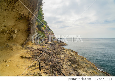 Scenery of Onigajo Castle in Kumano City, Mie Prefecture 128432244