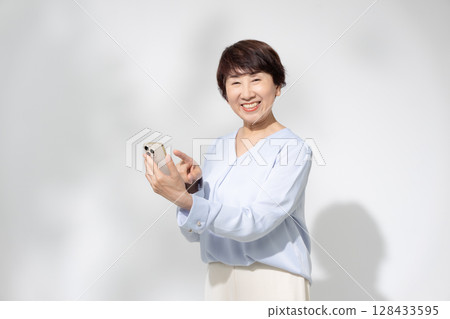 女智能手機智能手 128433595