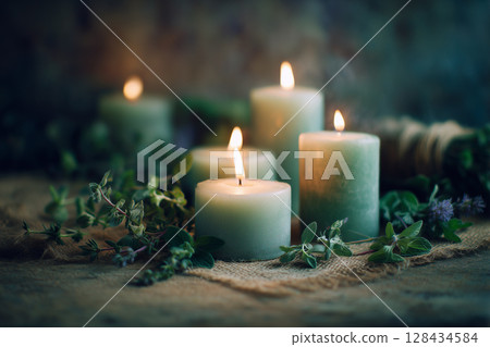 柔和的香薰燭光：放鬆的時光 128434584