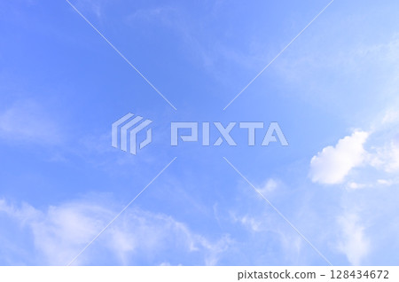美麗的藍天，少雲 128434672