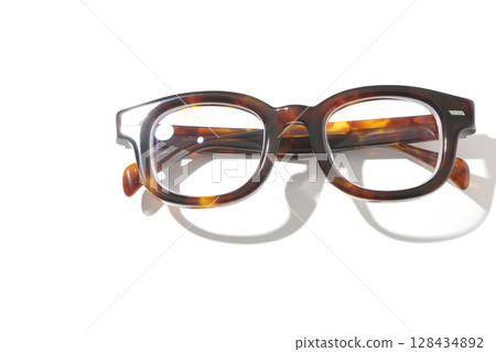Glasses photographed on a white background 128434892