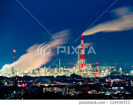 三重縣四日市市四日市石油化學聯合企業的風景 128436351