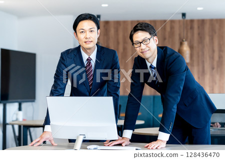 會見商界人士 128436470