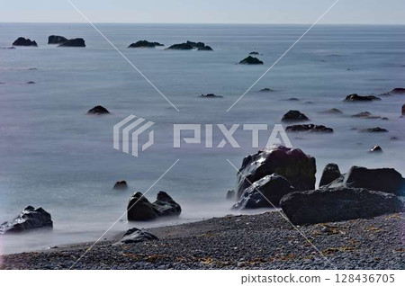The sea where time passes quietly 128436705