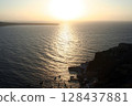 在海上日落 128437881