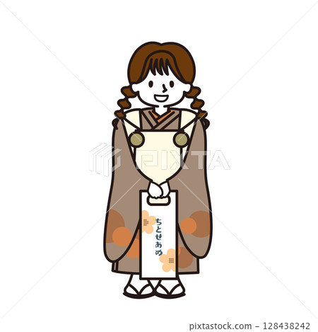 七五三：身穿和服、手捧糖果的女孩 128438242