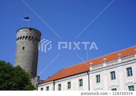 托姆比亞城堡的高大赫爾曼 托姆比亞城堡的高大赫爾曼 128438354