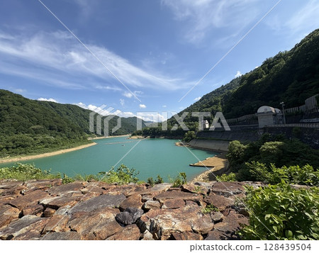 新潟縣南魚沼郡湯澤町二子水壩、奧喜四津發電所 新潟縣南魚沼郡湯澤町二子水壩、奧喜四津發電所 128439504