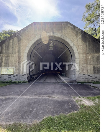 Futago Dam_Tunnel_Sightseeing Facility_Hydroelectric Power Generation 128439724