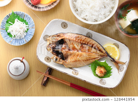 Freshly grilled horse mackerel fillet and Japanese breakfast with rice and miso soup 128441954