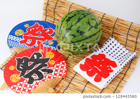 夏天的形象 128443560