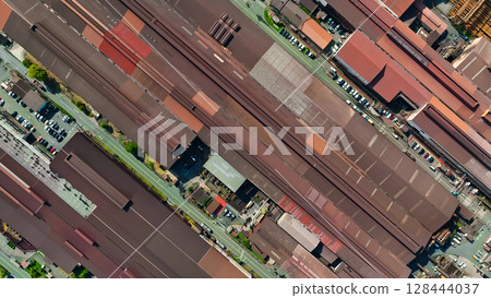 工廠林立的工業區鳥瞰圖 工廠林立的工業區鳥瞰圖 128444037