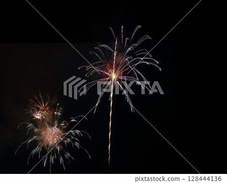 Simple and cute fireworks 128444136