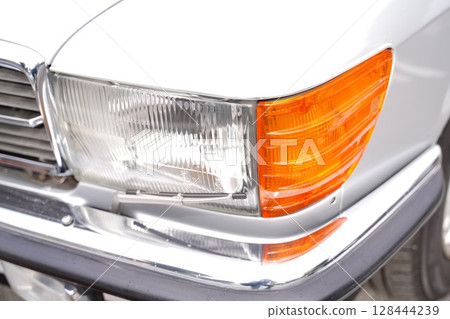 世界名車 128444239