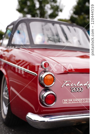 Classic car 128444559