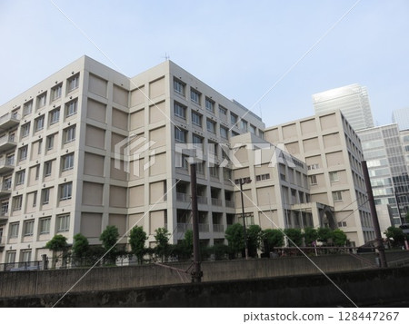 Shinjuku High School building Shinjuku High School building 128447267