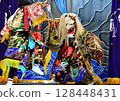 The climax of the Kagura performance is when the demon appears. 128448431