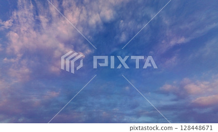 天空和雲彩 128448671