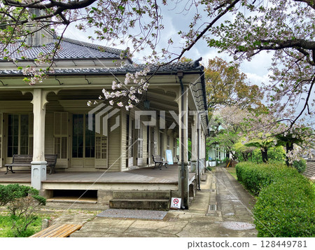 東山第12大廳 128449781