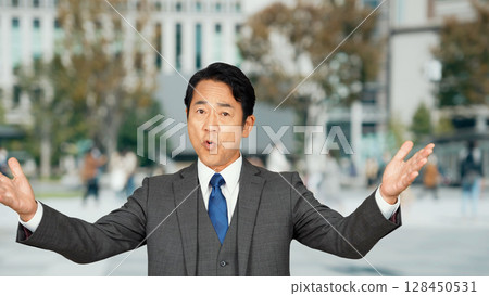 男子在街頭演講 街頭演講 政治家 128450531