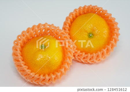 Irago mandarin oranges, from Aichi Prefecture Irago mandarin oranges, from Aichi Prefecture 128451612
