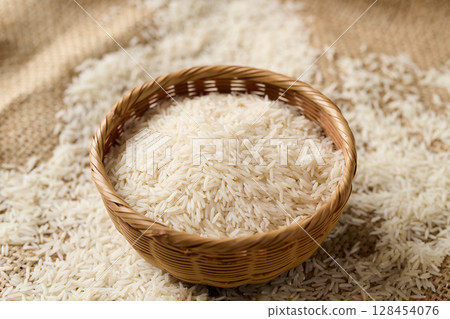 巴斯馬蒂米(印度米) 巴斯馬蒂米(印度米) 128454076