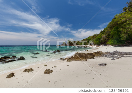 Tropical Paradise Beach and blue sky,Koh Lipe island in Satun,Thailand 128456391