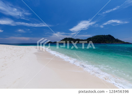 Tropical Paradise Beach and blue sky,Koh Lipe island in Satun,Thailand 128456396