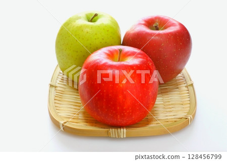 Apples (Orin, Jonagold, Sunfuji) Apples (Orin, Jonagold, Sunfuji) 128456799